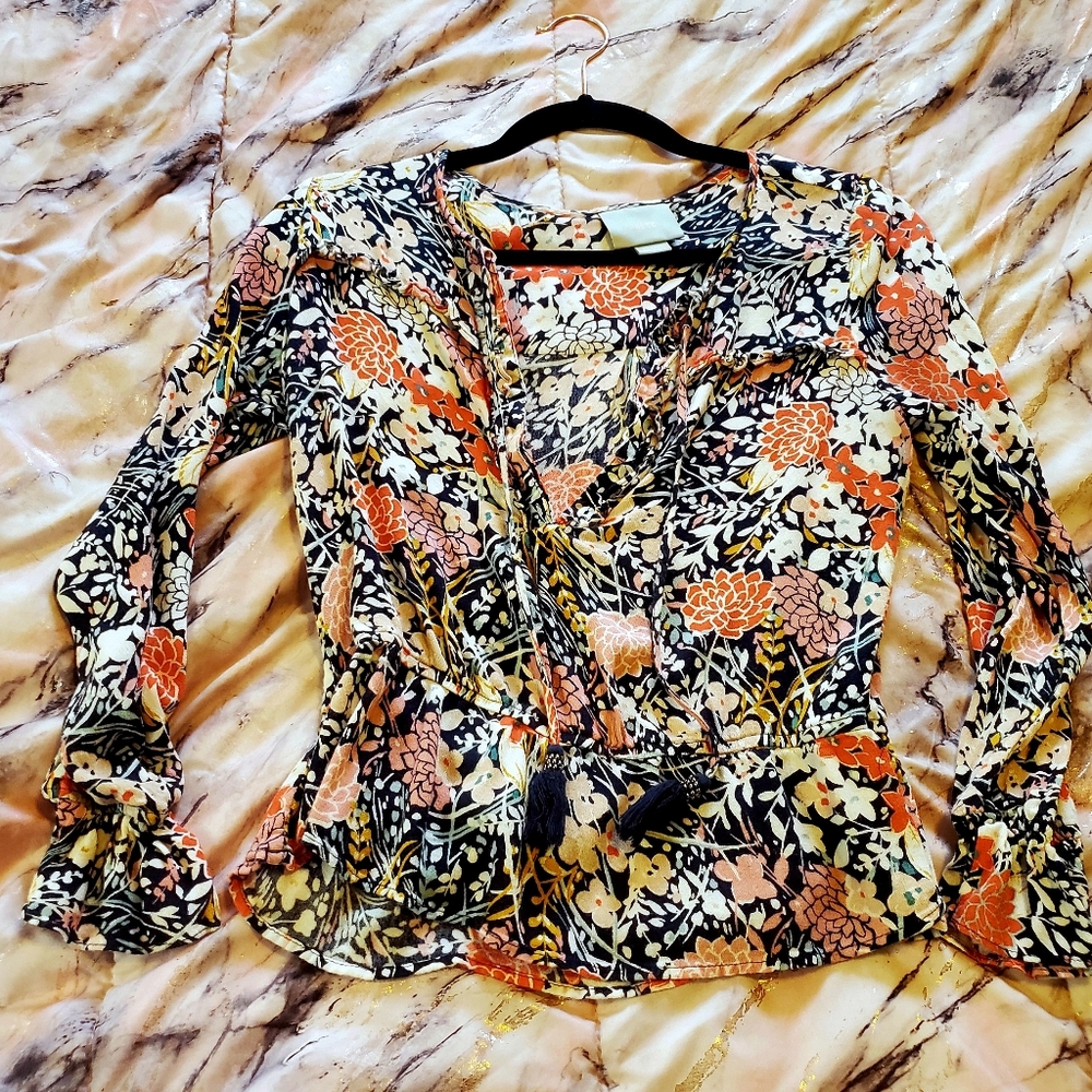 Maeve navy floral top- size xs 🌷
